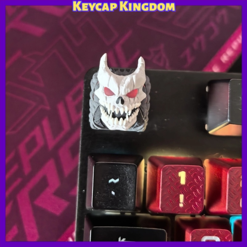 Gaming Accessories To Gift - Keycap in Resina Anime Monster No.8,